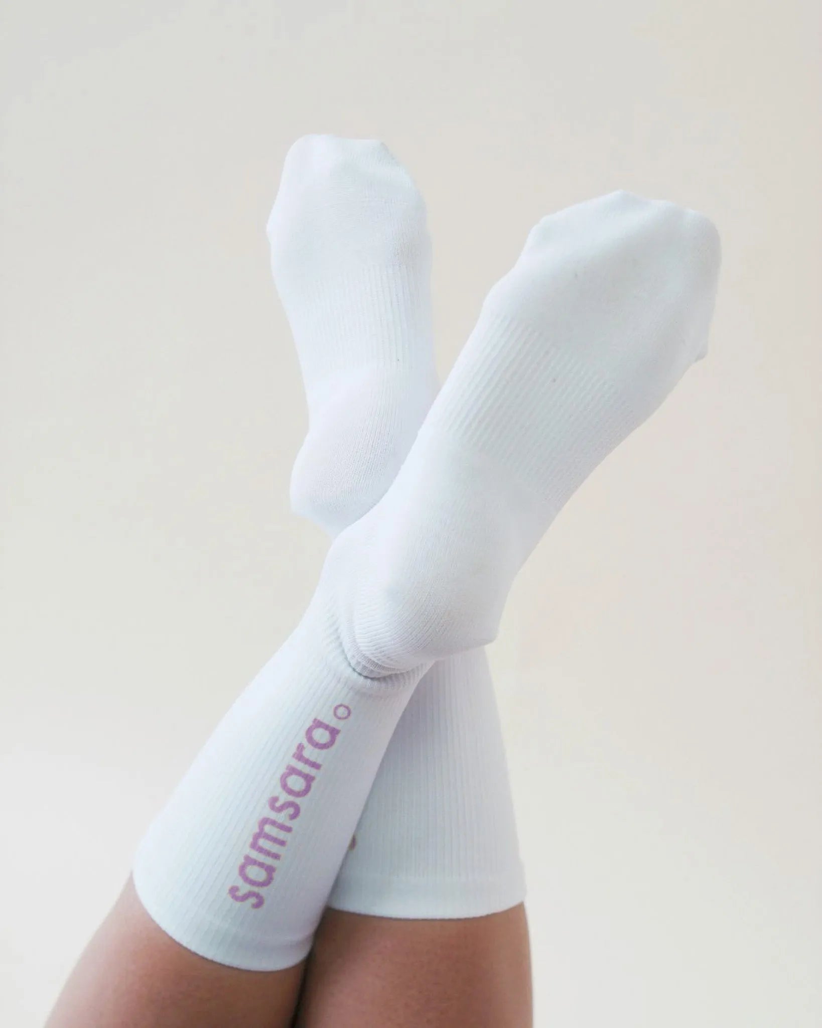 Performance Cycling Crew Socks For Women - White – Samsara Cycle