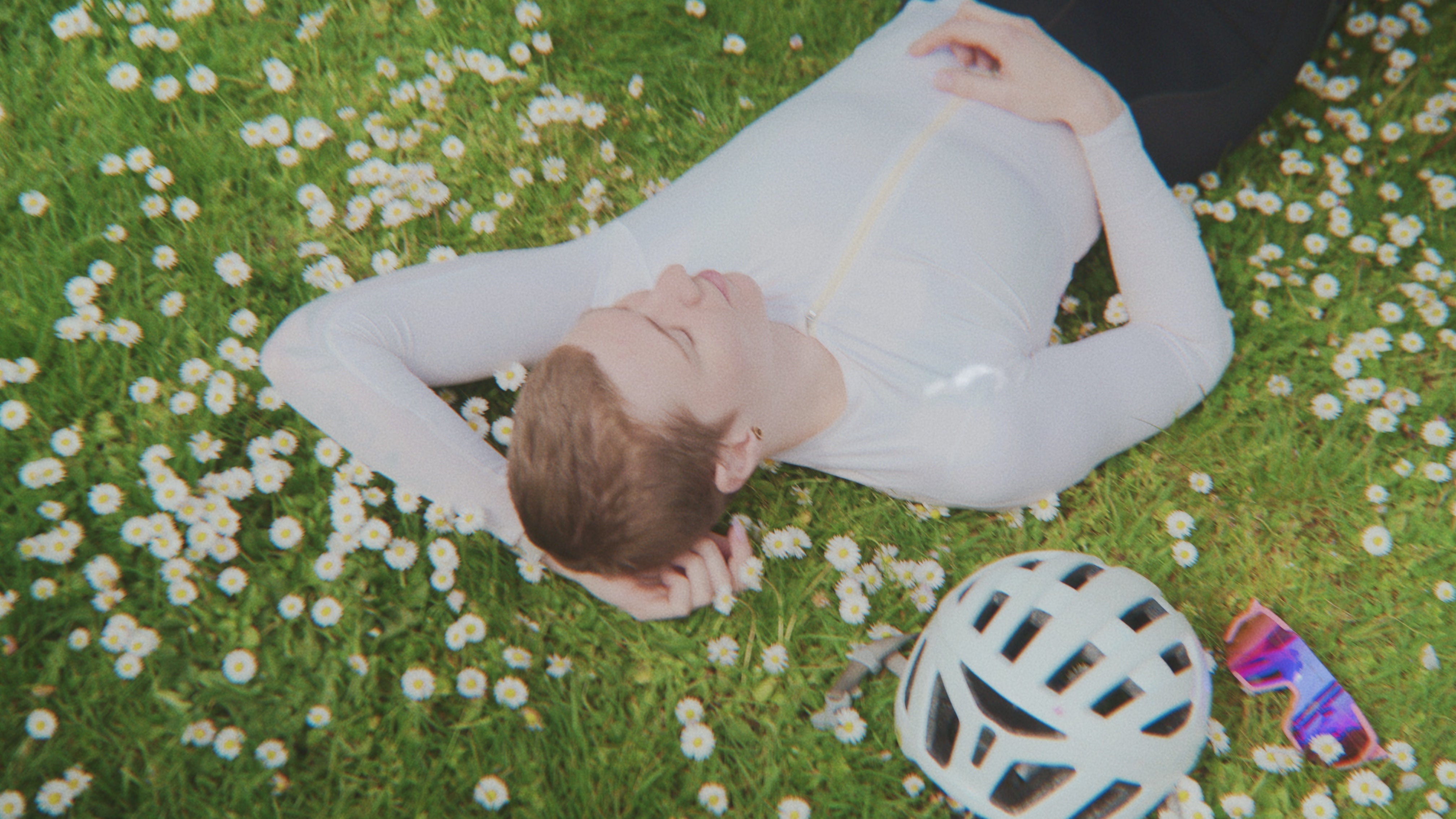 Teeha_Vanilla_LS_flowers.jpg