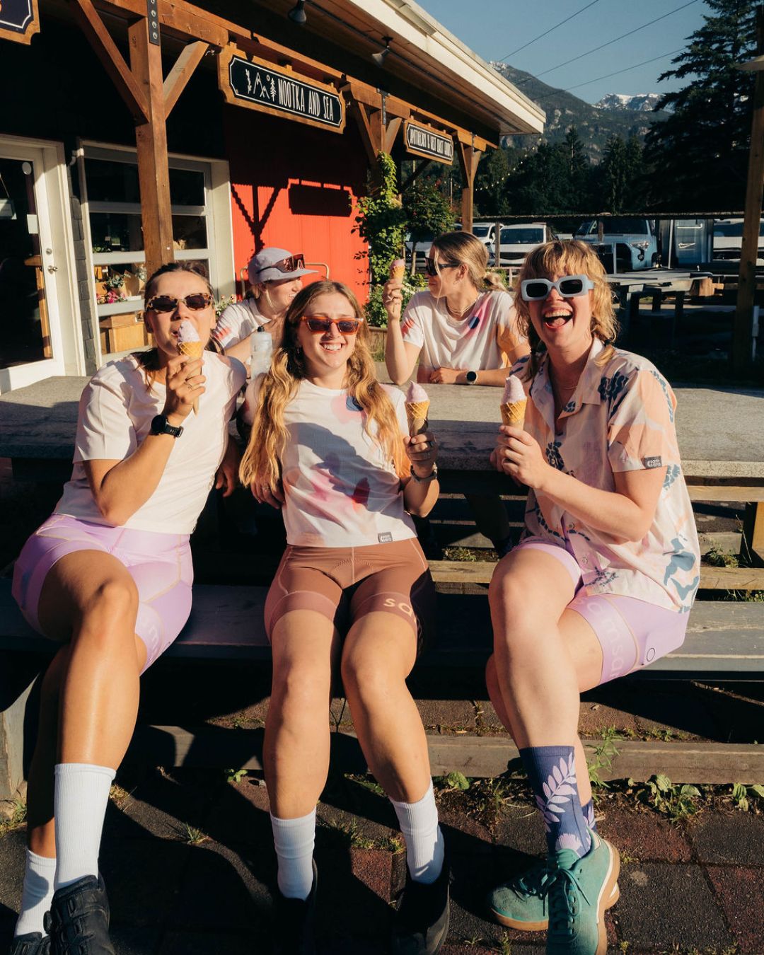 ice_cream_cycling_girls.jpg
