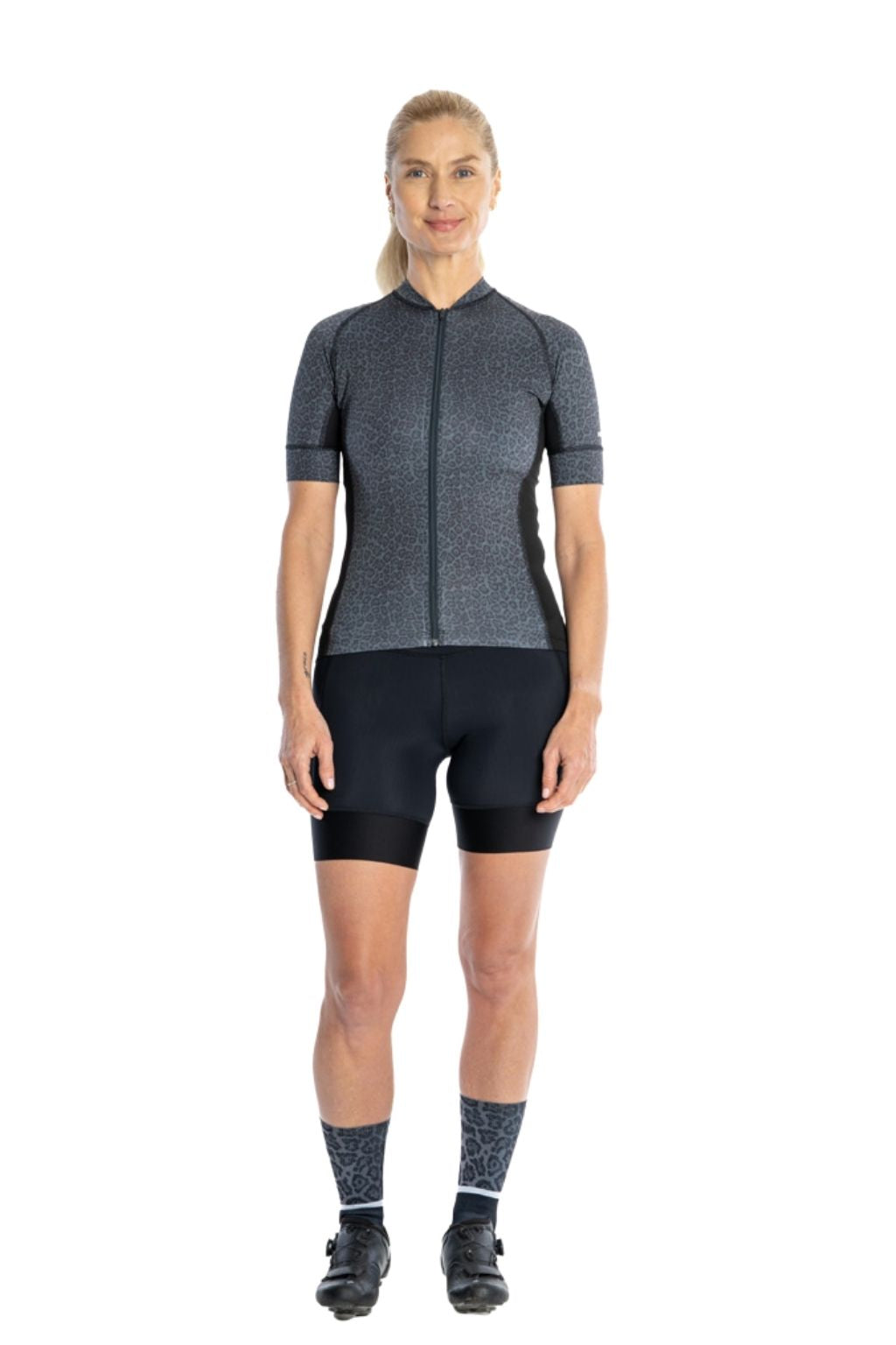 Cycling Shorts 7" - For Women, High Performance, Blackout